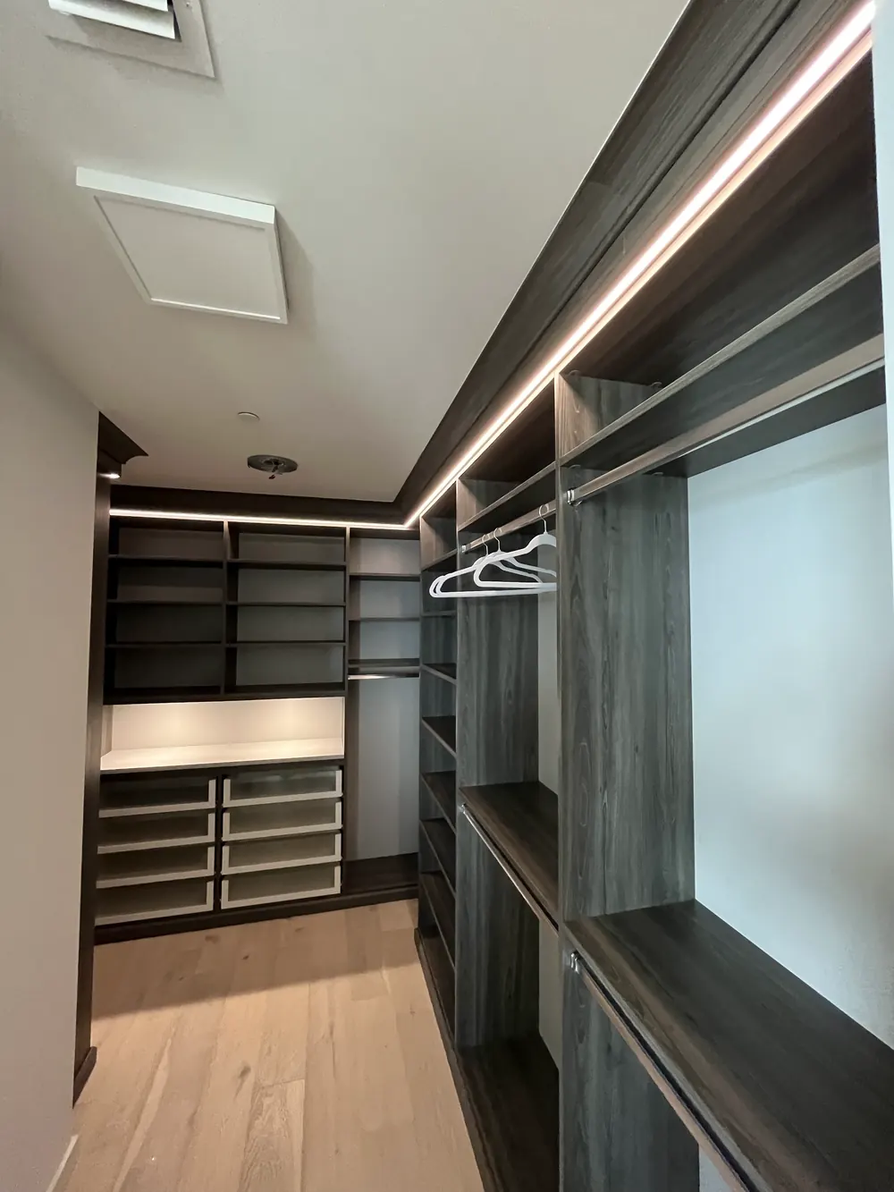 Custom closet by Gold Hammer LLC